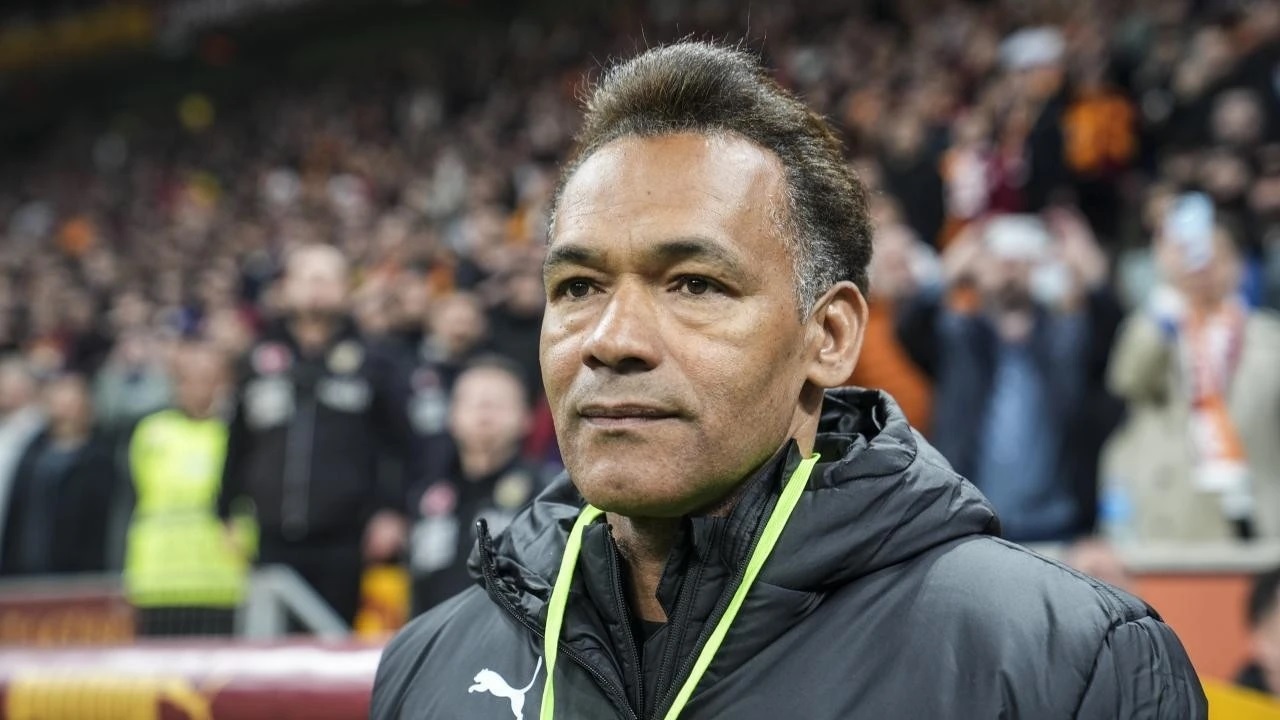 نادي الوحدة يتعاقد مع المدرب البرتغالي مورايس