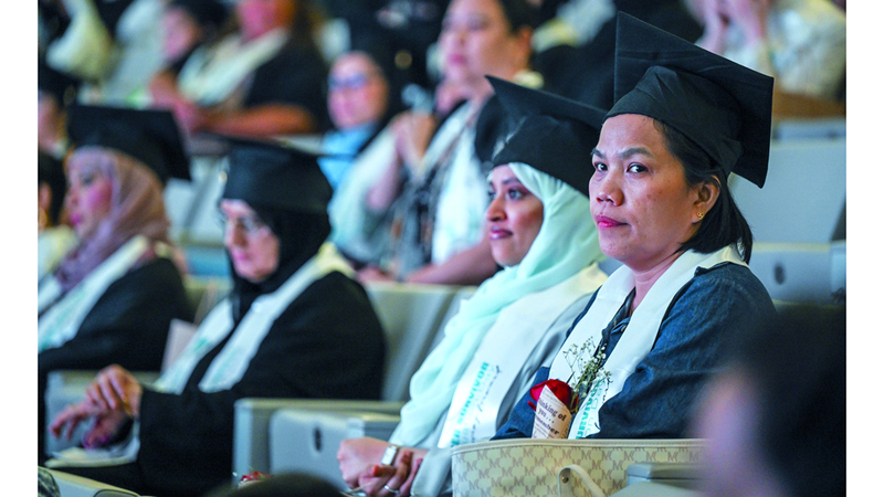 تقنيات العلاج والدعم النفسي حولا محنة المرض إلى تجربة ملهمة. تصوير: باتريك كاستيلو