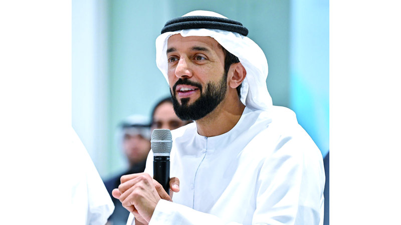 سلطان النيادي: تمكين الشباب من التعرف إلى التحولات الاقتصادية العالمية يعزز قدرتهم على التفاعل مع المستقبل بثقة.