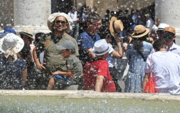 الصورة: بواقع ثلاثة أضعاف.. ارتفاع حالات الوفاة بسبب الحرارة في أوروبا