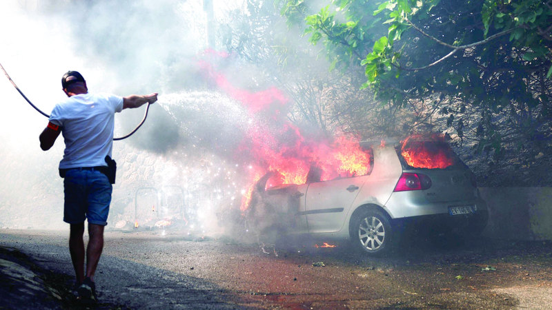 الحريق امتد بسرعة نحو مدينة مرسيليا. أ.ف.ب