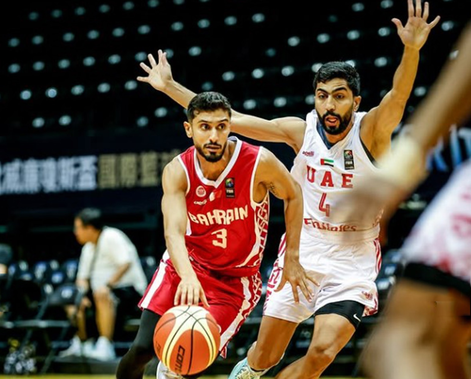 منتخب الإمارات يخسر أمام البحرين في «دولية وليام جونز» لكرة السلة