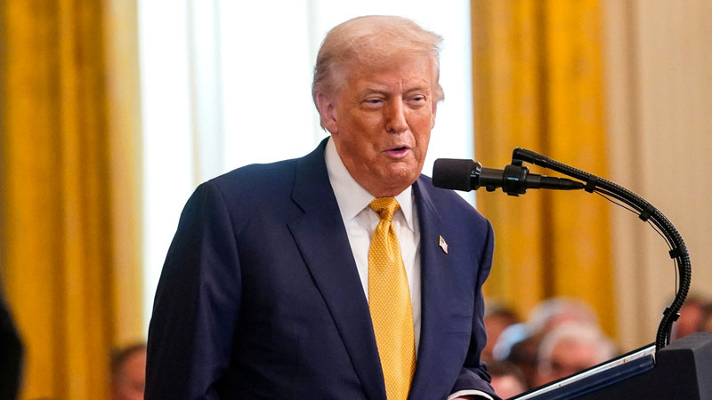 الأوروبيون يبحثون أفضل السبل للتعامل مع ترامب قبل زيارة البيت الأبيض. رويترز