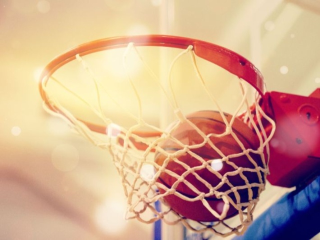 إيقاف لاعب سابق في الدوري الأميركي لكرة السلة لاستضافة ألعاب قمار غير  قانونية