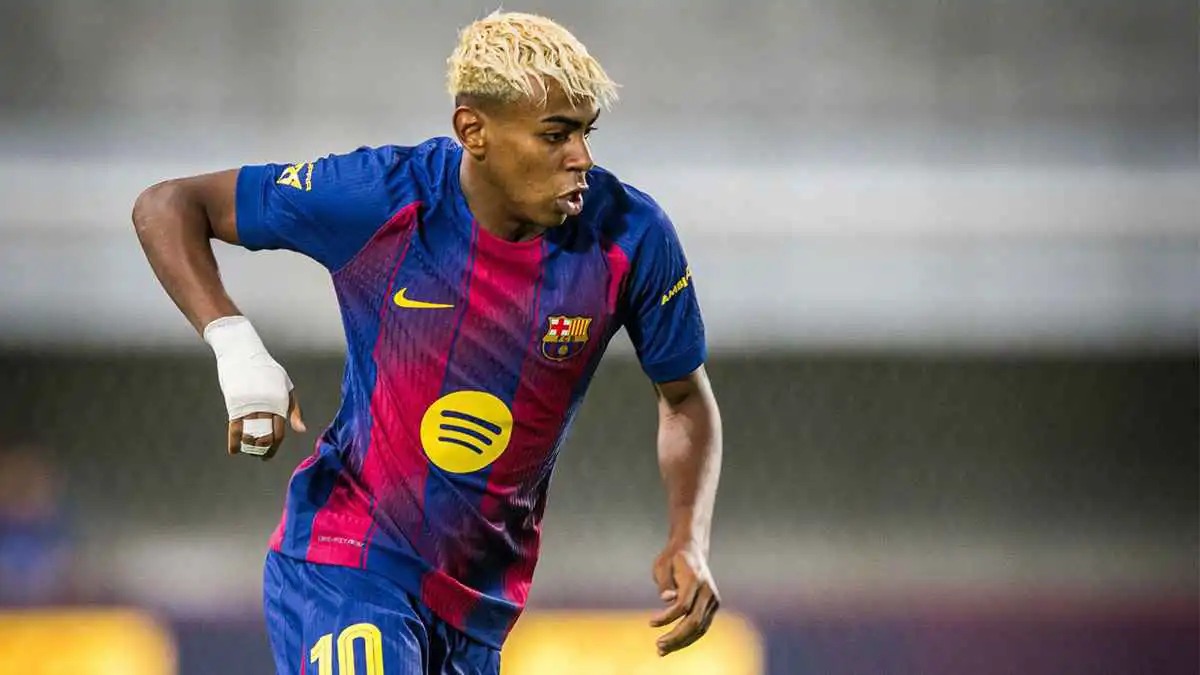 برشلونة يتفوق على ريال مدريد حتى بالقمصان