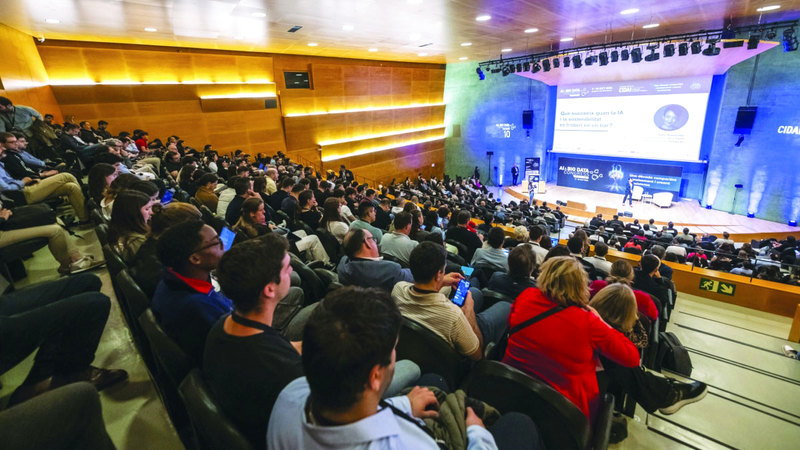 الذكاء الاصطناعي التوليدي يُستخدم على نطاق واسع في الجامعات. من المصدر