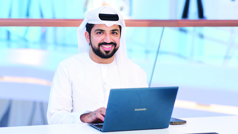 عبدالله الشامسي: الفترة المقبلة ستشهد تنظيم مزيد من المعارض في مناطق مختلفة، بهدف تسليط الضوء على مزيد من التجارب الفنية والإبداعية الإماراتية.