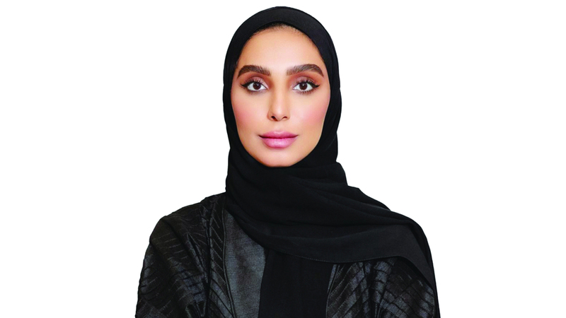 سارة المعمري: نسبة التوطين في كل المواقع والأقسام تصل إلى 67%، وتستحوذ المواطنات على 87% منها.