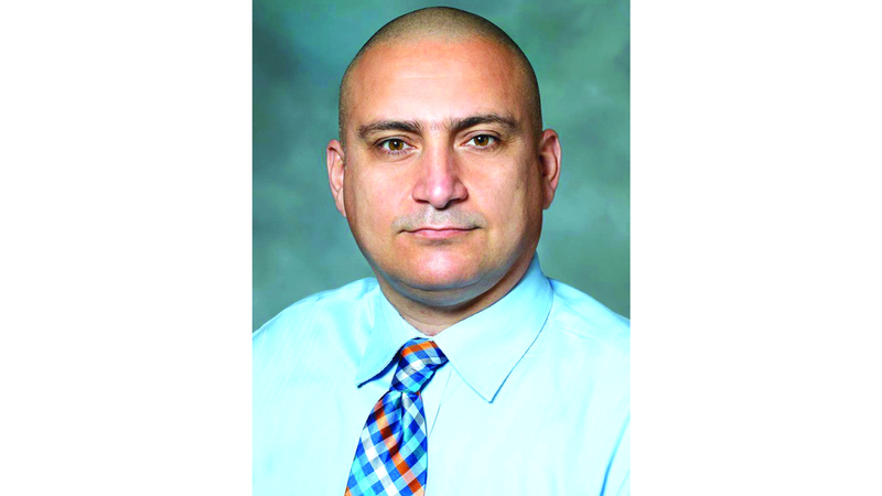 الدكتور نوفل إياد: عند إجراء مقابلة وظيفية لمعلم، يجب التعرف إلى رؤيته وأهدافه وطموحاته ومدى حبه للمهنة وللطلبة.