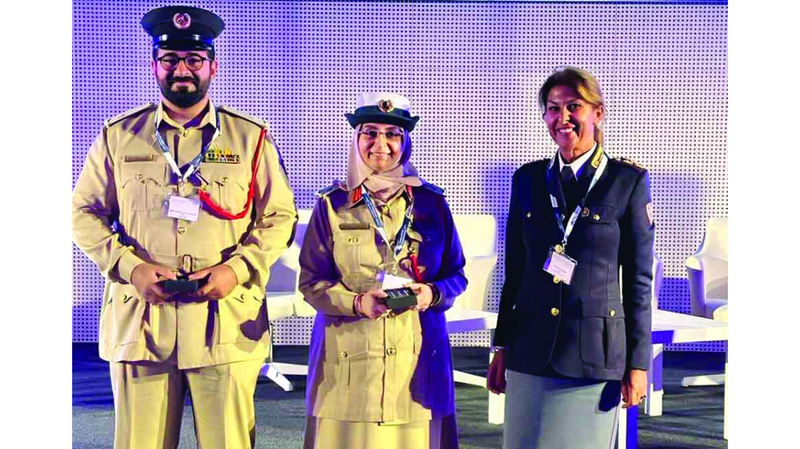 العميد سميرة خلال مشاركتها في أحد المؤتمرات الدولية. من المصدر