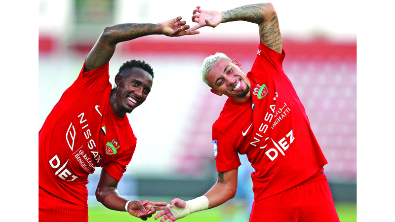 شباب الأهلي يرسم قلباً لعشاقه في انطلاقة الدوري