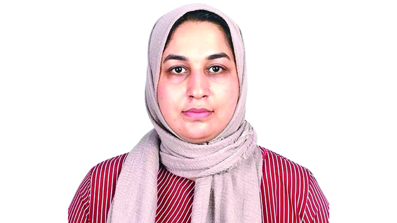 ميادة ياسين: هناك مبالغة في الكميات المطلوبة، فبدلاً من شراء علبة أقلام واحدة نُطالَب بعلب وألوان عدة لا تُستهلك كاملة.