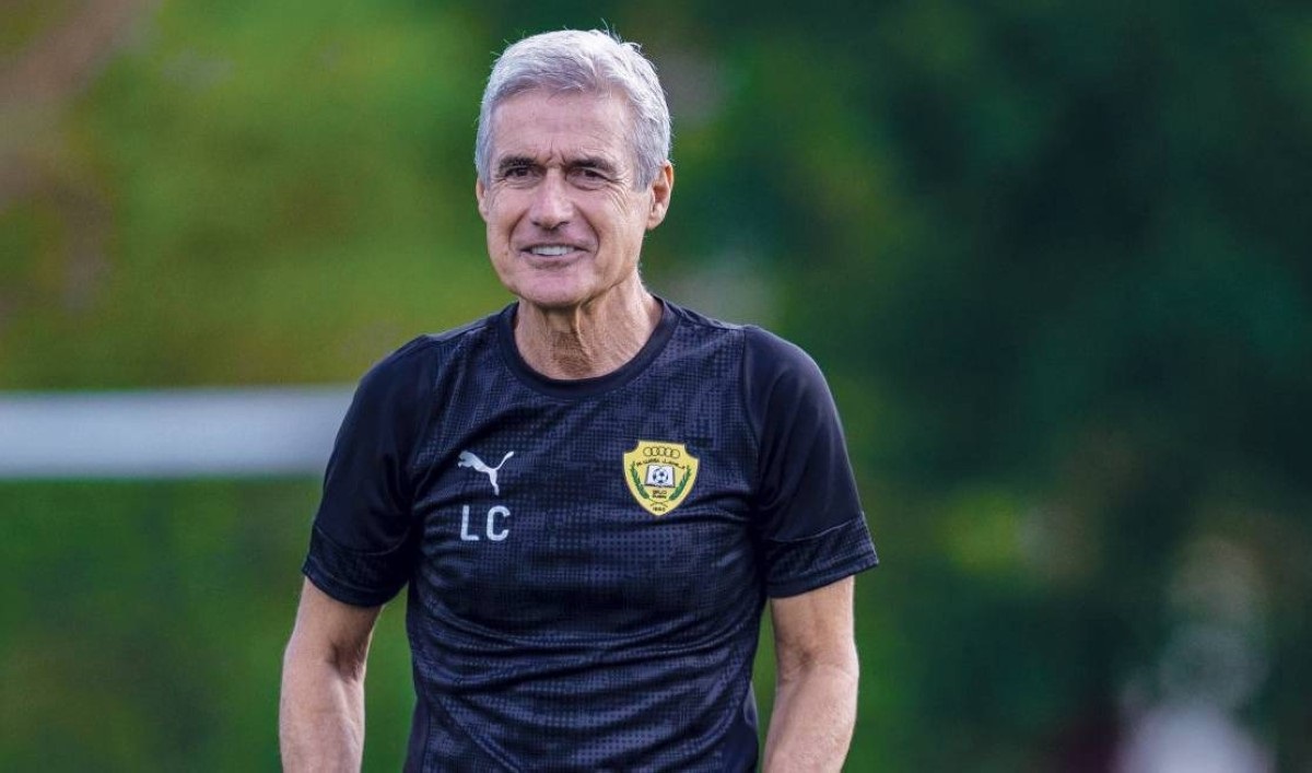 كاسترو: الوصل كان الأفضل أمام بني ياس.. ويسعدني الفوز بالصفقات الجديدة