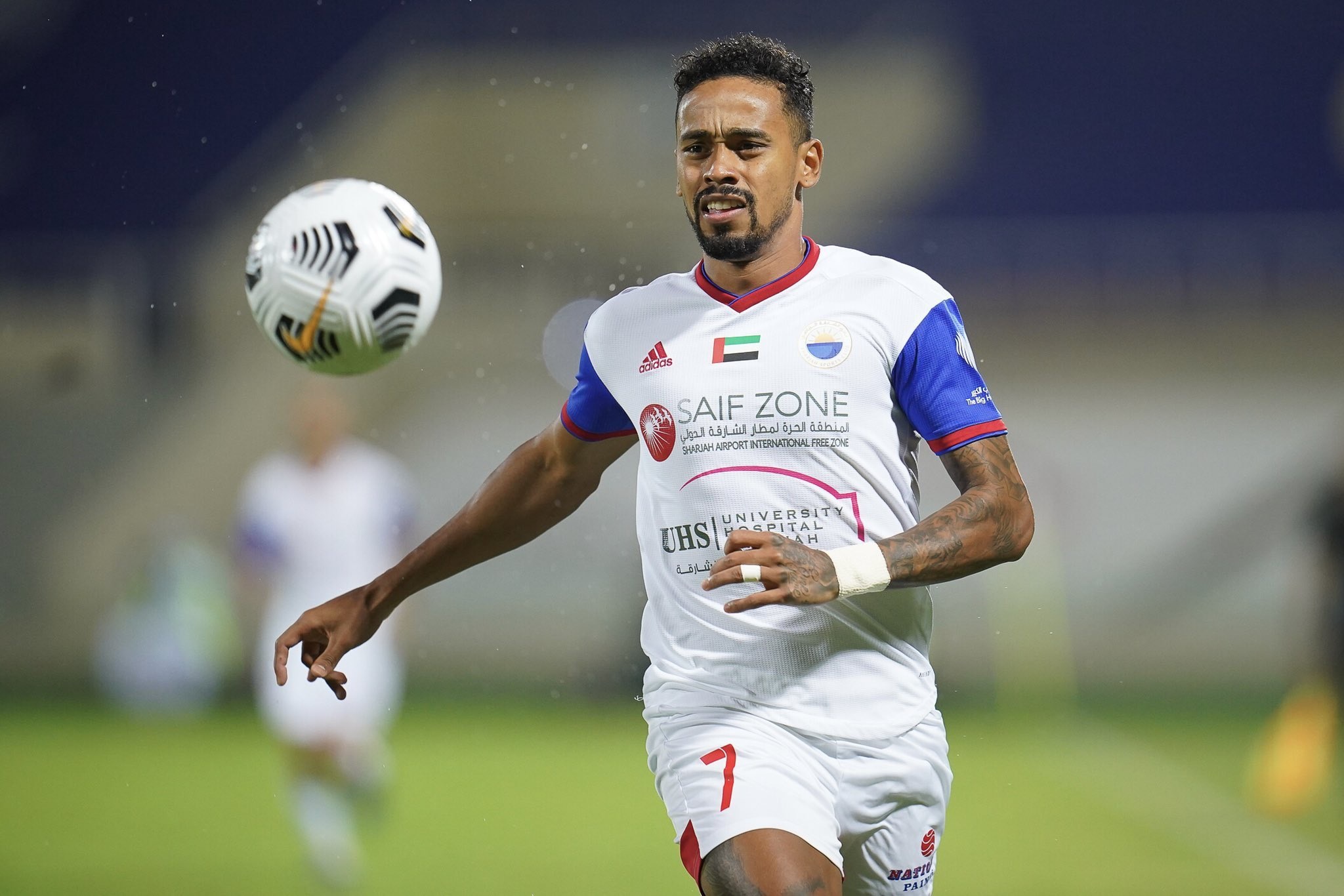 الشارقة يكشف طبيعة إصابة كايو لوكاس.. ومدة غيابه عن الملاعب