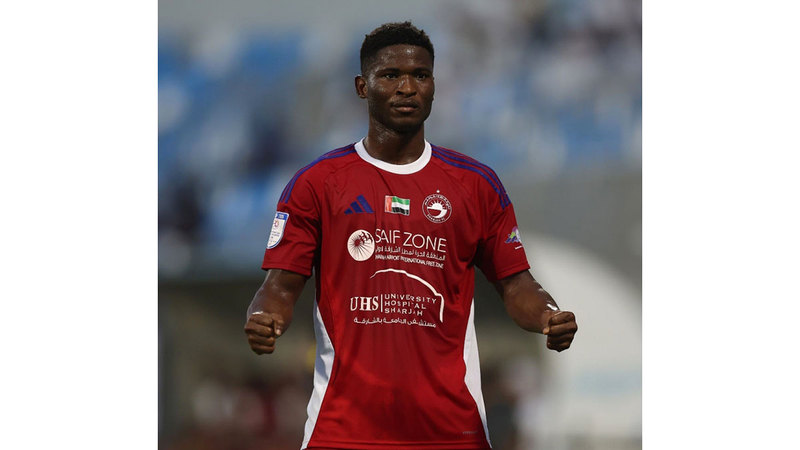 مهاجم الشارقة عثمان كامارا. تصوير: زيشان أحمد