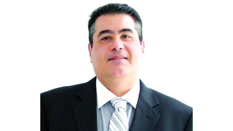 علي الحمودي: الارتفاع في القروض الاستهلاكية قد يُشير إلى زيادة في استهلاك السلع والخدمات، ما قد يرتبط أحياناً بالرغبة طفي الحفاظ على نمط حياة معين.