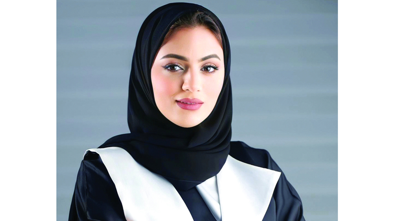 أساور المنصوري: نقل الطفل بطرق غير آمنة داخل المركبة إخلال بالواجب الملقى على عاتق الوالدين.