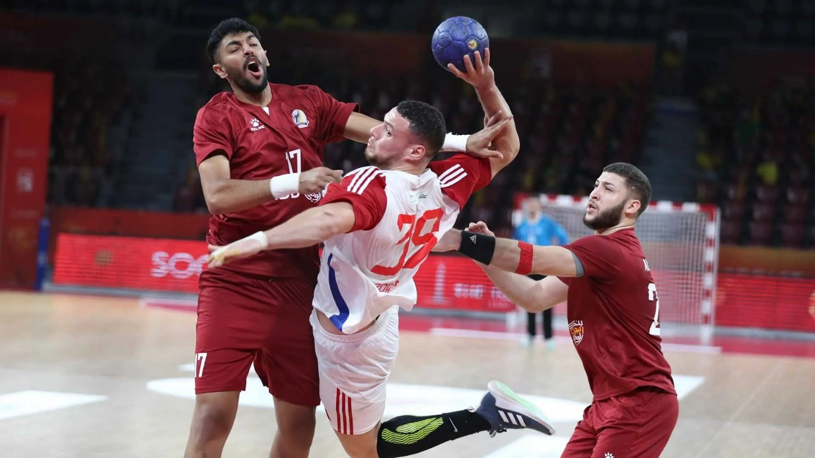 "يد الشارقة" تخوض تجربتين في معسكر قطر استعداداً للموسم الجديد