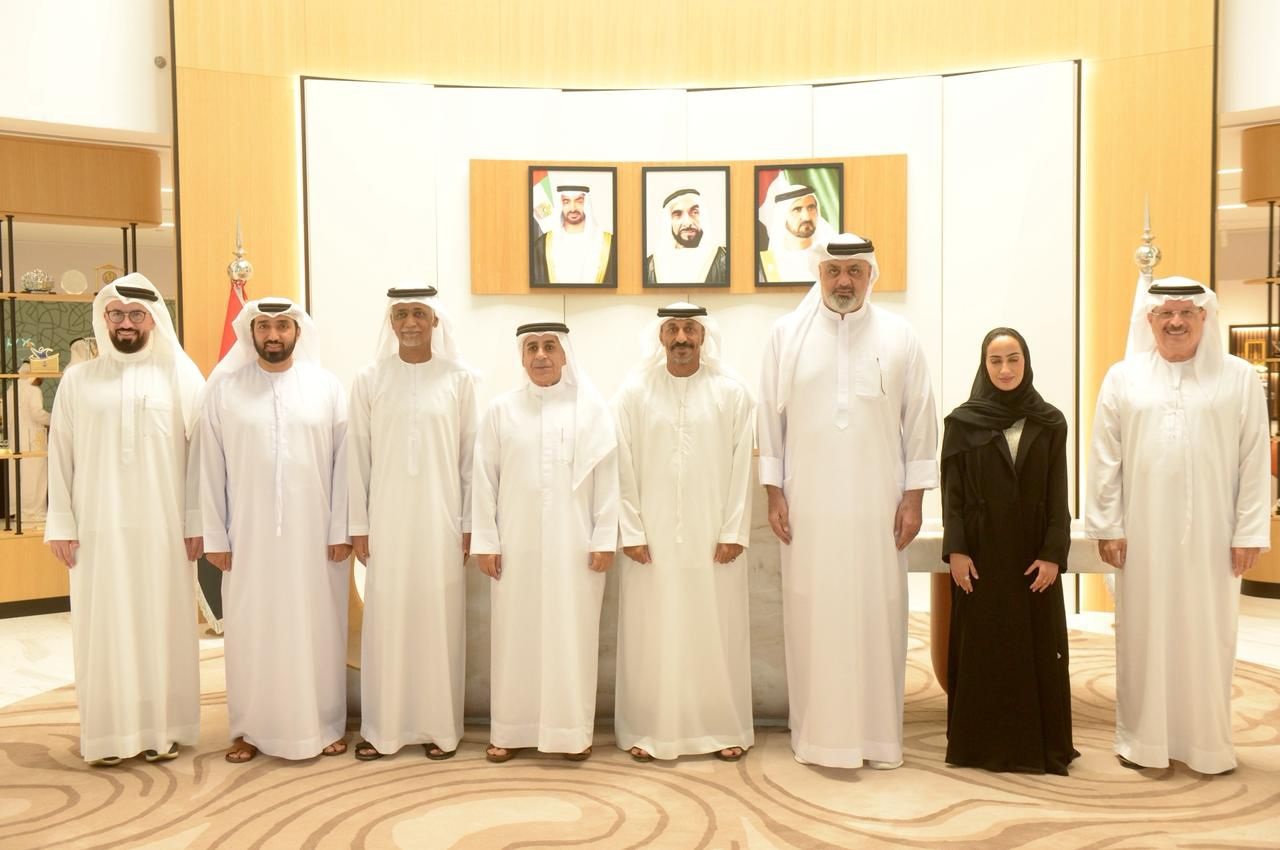 اتحاد السلة يوزع الحقائب الإدارية