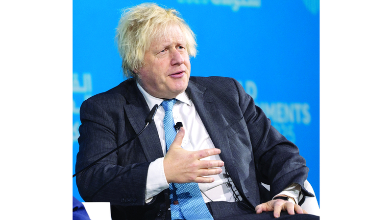 بوريس جونسون رفض دعم السفير داروش ولم يكن أمام الأخير خيار سوى الاستقالة. وام