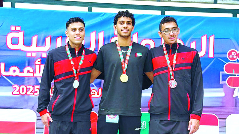 رحيم طلبة يرفع حصاد السباحة الإماراتية إلى 10 ميداليات «عربية»