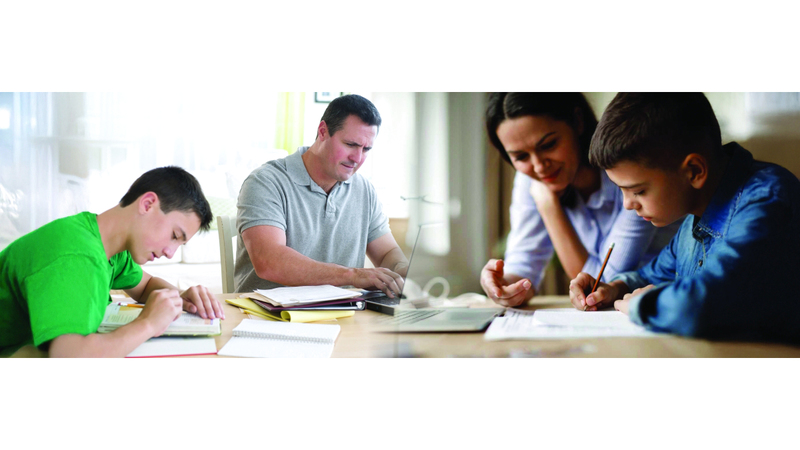 زيادة أعداد إعلانات الدروس الخصوصية على مواقع التواصل الاجتماعي. أرشيفية