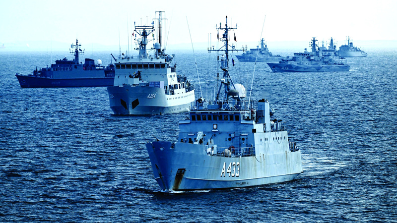 سفن حربية من دول عدة شاركت في التمرين العسكري. رويترز