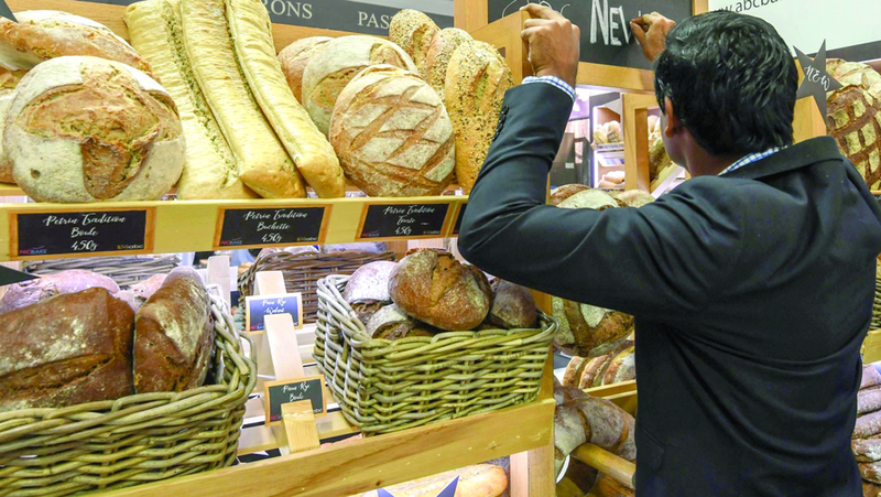 الاعتماد على المنتجات الصحية لم يعد ترفاً بل أصبح ضرورياً لتعزيز الصحة العامة. تصوير: أشوك فيرما