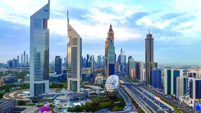 العمل عن بُعد في دبي تحوّل خلال السنوات الماضية إلى «تريند» حقيقي. أرشيفية