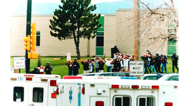 خلال عملية إخلاء بعد حادث إطلاق النار في إحدى المدارس. أرشيفية