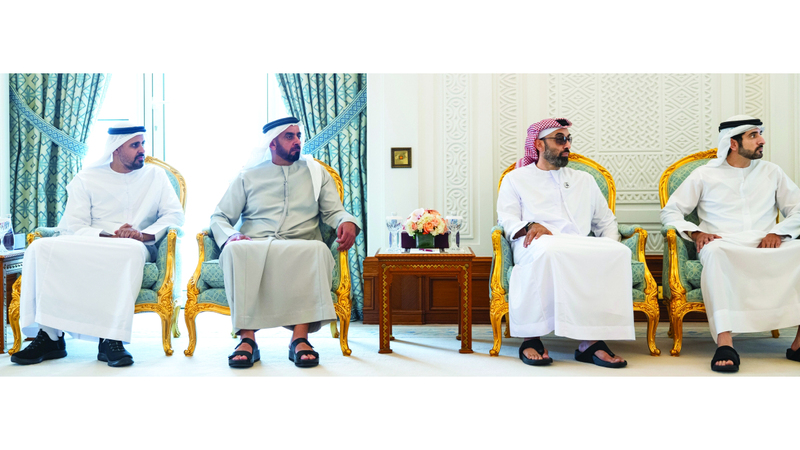 حمدان بن محمد وطحنون بن زايد وسيف بن زايد وذياب بن محمد خلال اللقاء. وام