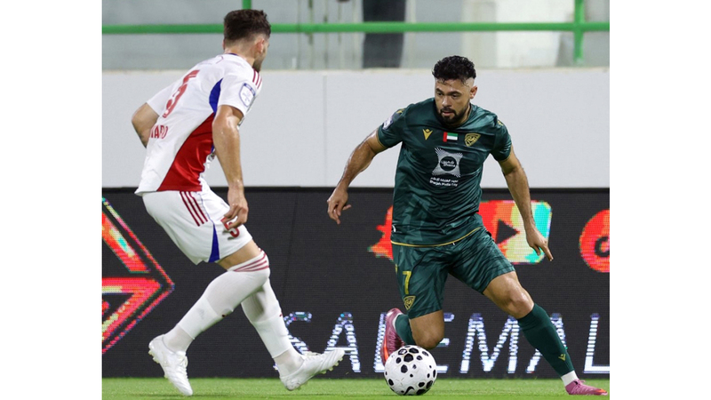 5 مشاهد تعكس القيمة الفنية لخورفكان.. وقدرات دكة بدلاء الشارقة