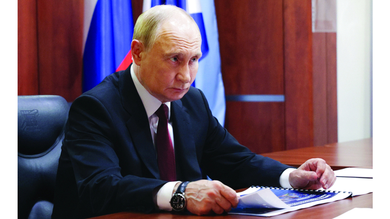 بوتين وصف صاروخ «كينزال» بأنه «لا يُقهر». إي.بي.إيه