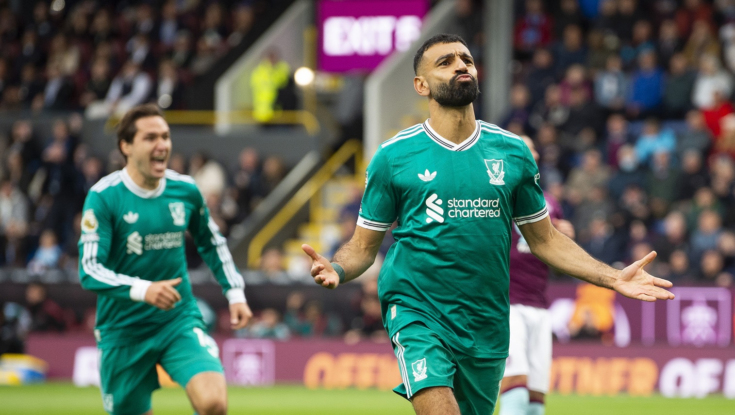 محمد صلاح يواصل تحطيم الأرقام القياسية.. آندي كول الضحية الجديدة