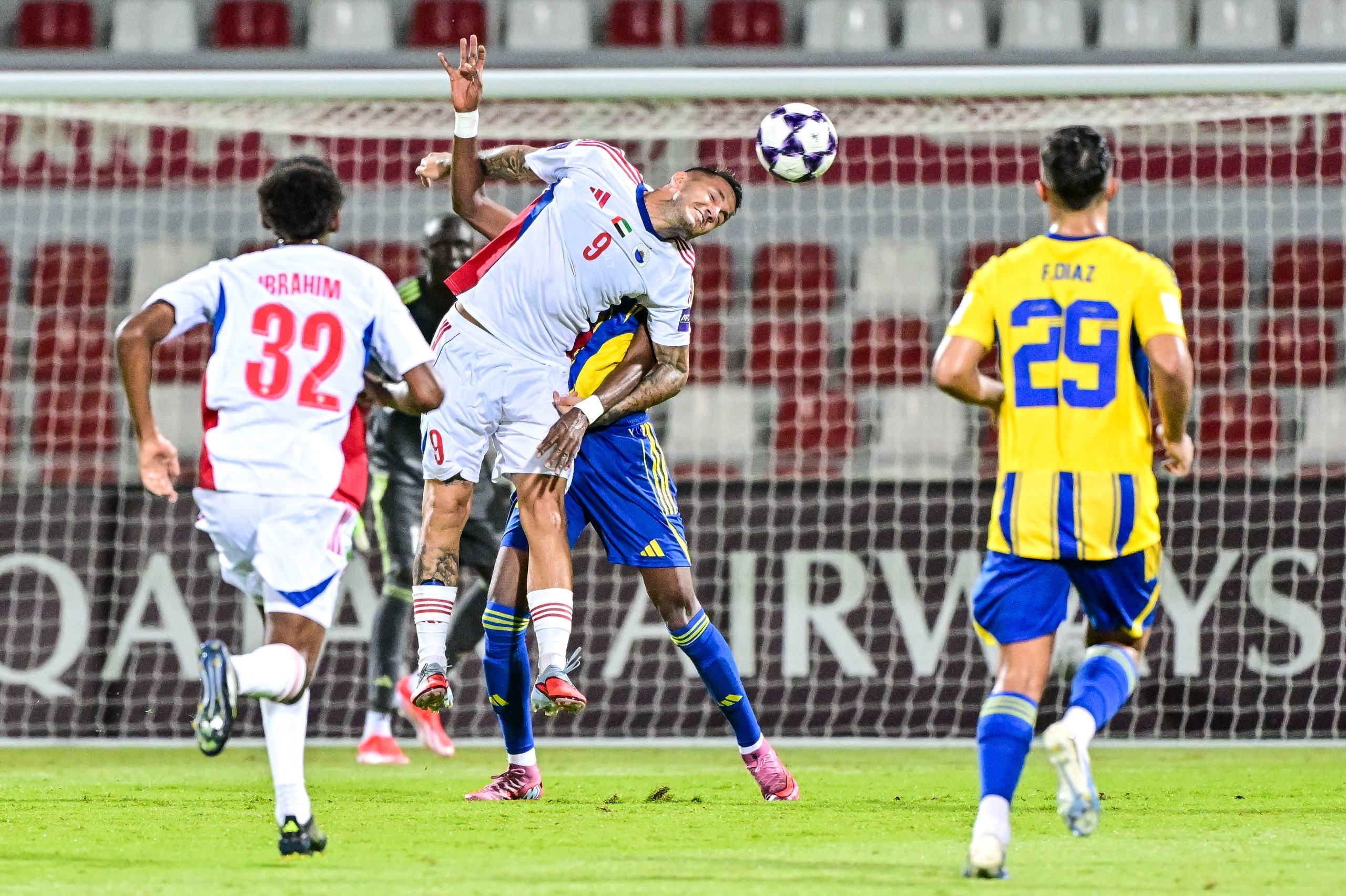 «ريمونتادا مجنونة» تبث فرحة آسيوية في الشارقة