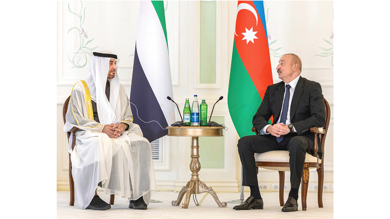 رئيس الدولة ورئيس أذربيجان خلال جلسة المباحثات. من المصدر