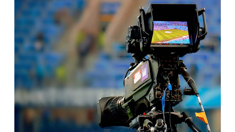 الشاشات العربية تنقل أبرز دوريات كرة القدم بأفضل التقنيات. أرشيفية