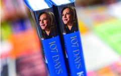 الصورة: كامالا هاريس تكشف عن أسباب خسارتها الانتخابات الرئاسية أمام ترامب