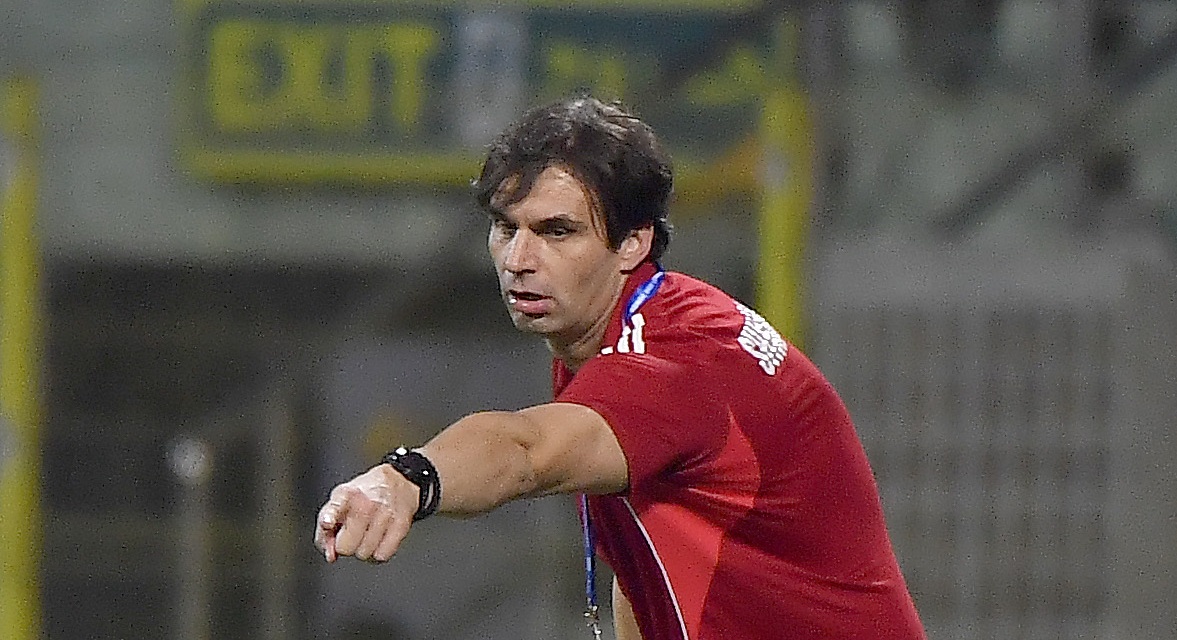 ميلوش: اسألوا إدارة الشارقة عن أسباب تراجع النتائج