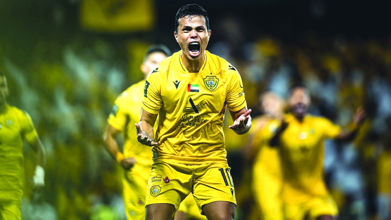 ليما: اللاعبون الدوليون يلعبون مع الأندية بقلوبهم.. وعقولهم مع المنتخب