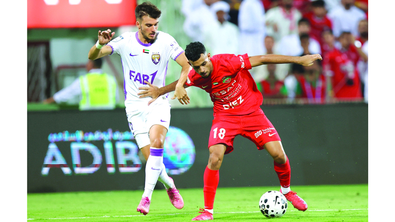 المنصوري يعلن عن نفسه في قمة الدوري.. وسوزا: «مستقبل كرة الإمارات»