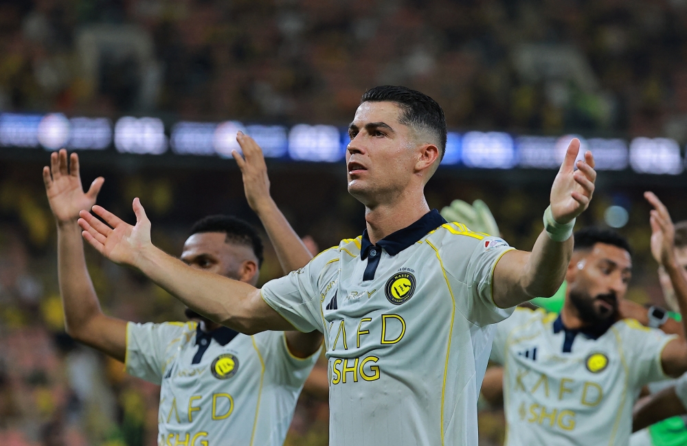 رونالدو يتألق في سبتمبر.. ويكتب التاريخ مع النصر والبرتغال