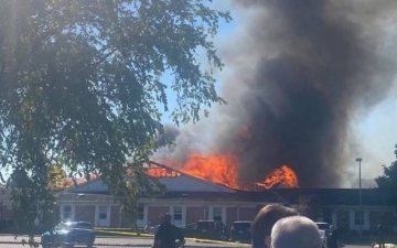 الصورة: أميركا.. مقتل 4 أشخاص وإصابة آخرين بإطلاق نار في كنيسة