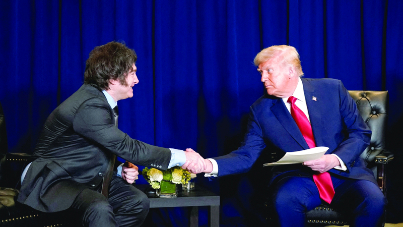 ترامب عبّر عن دعمه القوي لتجربة ميلي الاقتصادية خلال لقائهما على هامش اجتماعات الجمعية العامة للأمم المتحدة. رويترز