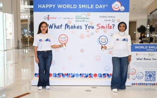 الصورة: "جدار الابتسامة" يزين دبي احتفالاً باليوم العالمي للابتسامة ودعما للأطفال