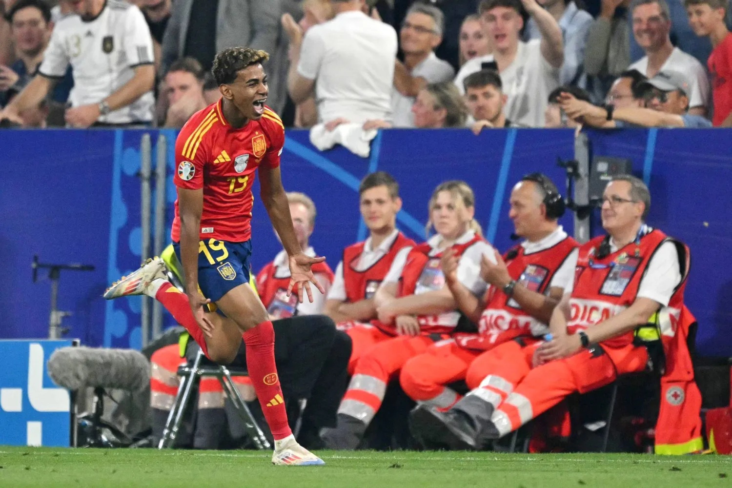 لامين جمال يعود للمنتخب الإسباني.. وغياب 3 أسماء كبيرة