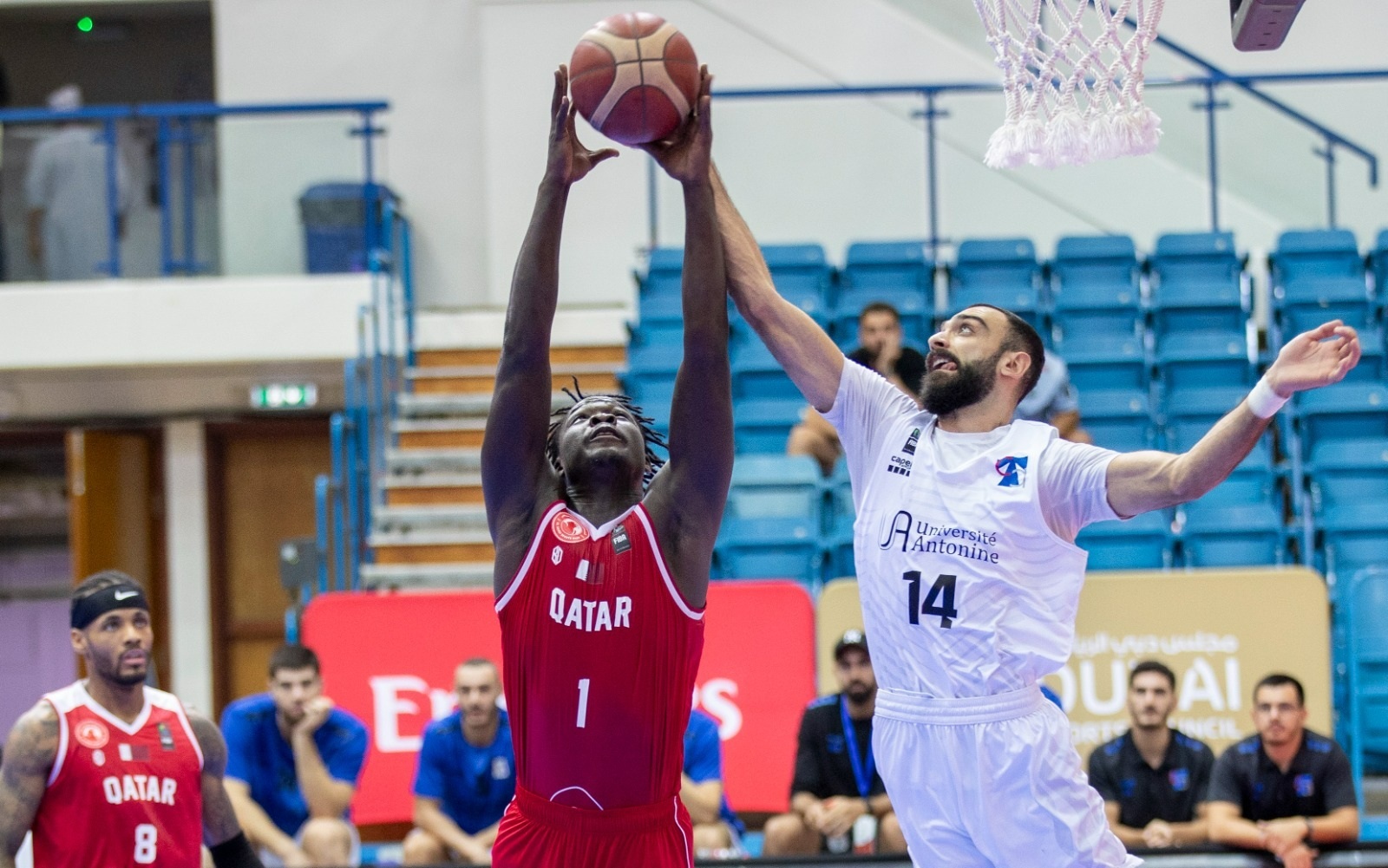 فوز صعب للعربي القطري على «الأنطوني» اللبناني في البطولة العربية لكرة السلة