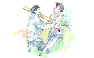 الصورة: أب وابنه يعتديان بالضرب على شاب.. و«المحكمة» تعوّضه بـ 30 ألف درهم