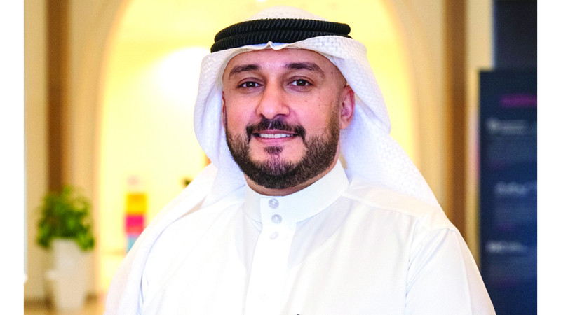 أحمد آل علي: اللغات الأخرى أدوات مهمة للتواصل والانفتاح على الثقافات لكنها لا تستطيع أن تحل محل اللغة الأم.