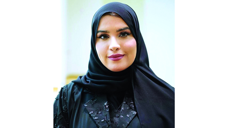 الأخصائية عائشة الكندي: التربية الرقمية أصبحت جزءاً من مسؤوليات الأهل.. وكل دقيقة يقضونها في توعية الأبناء قد تمنع عنهم حادثاً خطراً.